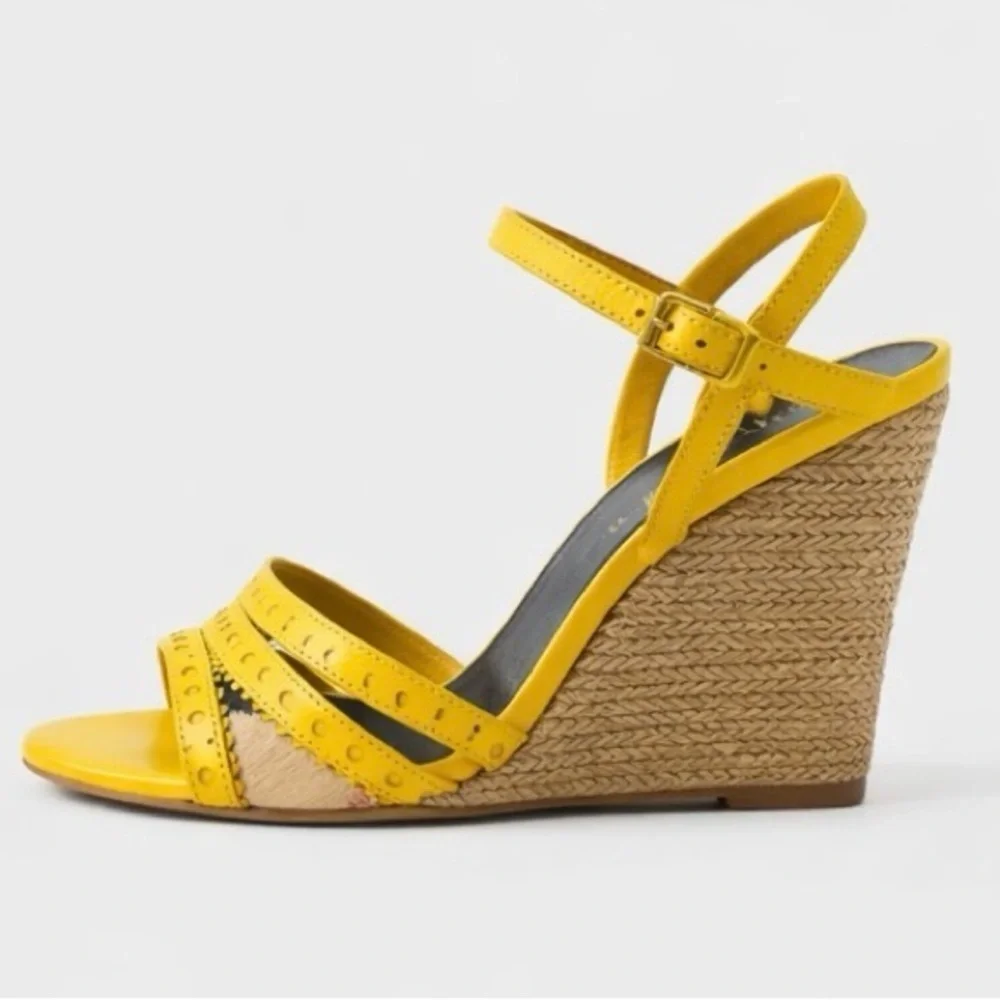 Burberry Yellow Haymarket Brogue Effingham 85 Espadrille wedges 37